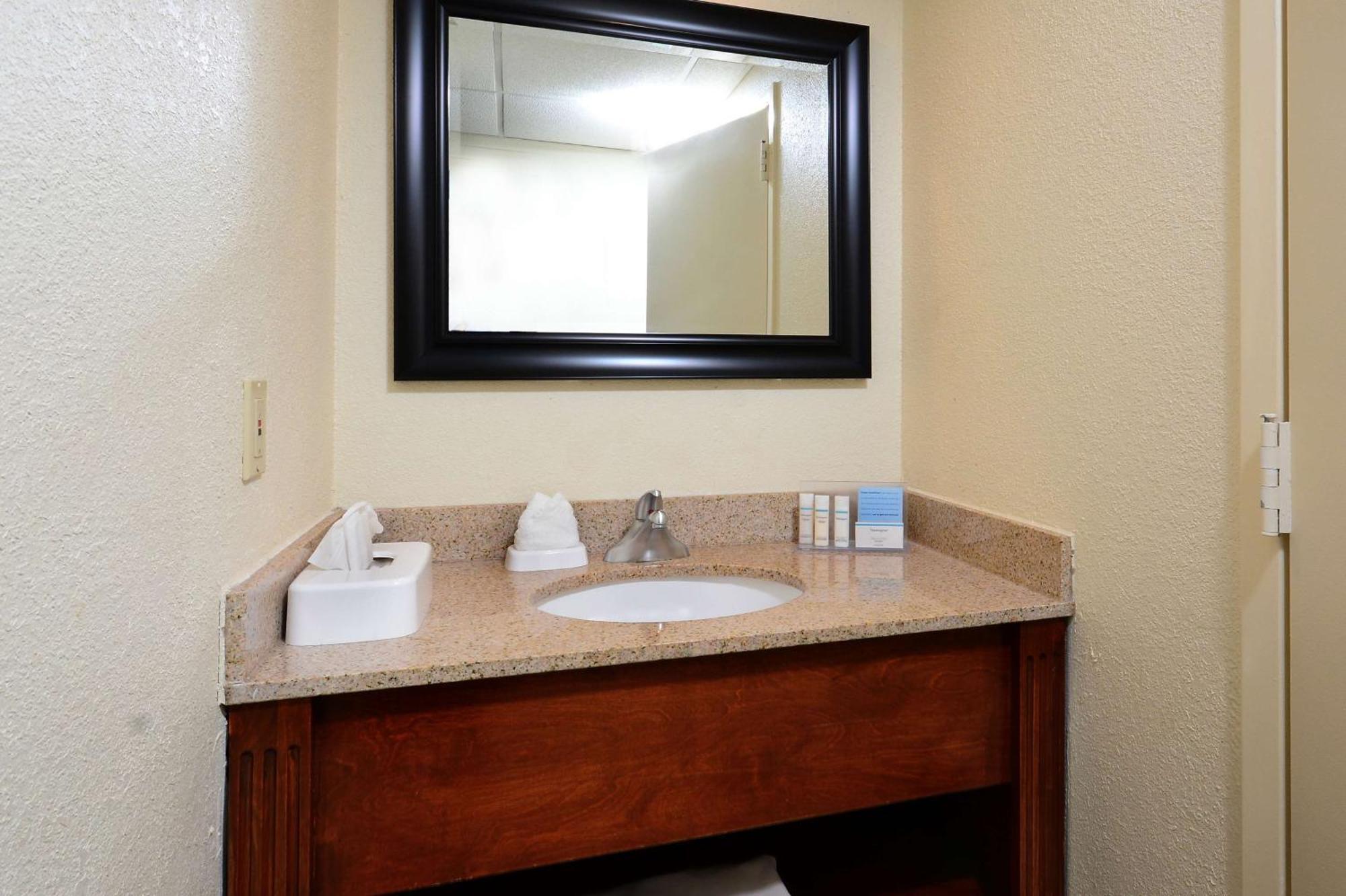 Hampton Inn Raleigh/Town Of Wake Forest Extérieur photo